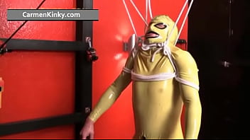 Kinky carmen enjoys having fun in latex