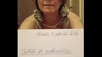 2024 09 01 esclave f en mode petite écolière