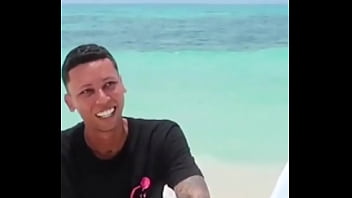 La divertida declaración de amor de reynol black #elchicletv #comunidad #superacion #decisiones #apoyo mutuo #chiclenotic