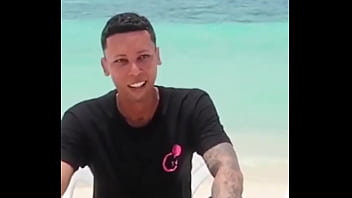 La divertida declaración de amor de reynol black #elchicletv #comunidad #superacion #decisiones #apoyo mutuo #chiclenotic