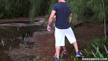 Big booty milf fucked outdoors