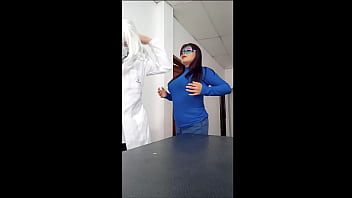 Sex in the doctor's office hospital office is used as a sex apartment between dirty hospital professionals