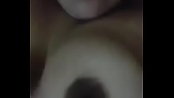 Ricas tetotas de mi novia