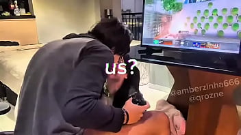 Não faz sentido não gostar de cuspida na boca porque é praticamente beijar no modo ranged com teste de destrezacollab