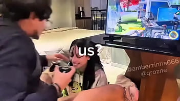 Não faz sentido não gostar de cuspida na boca porque é praticamente beijar no modo ranged com teste de destrezacollab Não faz sentido não gostar de cuspida na boca porque é praticamente beijar no modo ranged com teste de destrezacollab