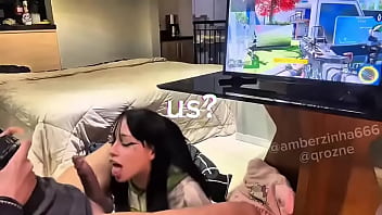 Não faz sentido não gostar de cuspida na boca porque é praticamente beijar no modo ranged com teste de destrezacollab