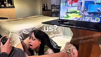 Não faz sentido não gostar de cuspida na boca porque é praticamente beijar no modo ranged com teste de destrezacollab