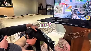 Não faz sentido não gostar de cuspida na boca porque é praticamente beijar no modo ranged com teste de destrezacollab