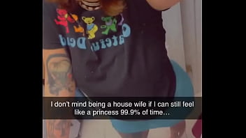 Rain is coming down cleaned the whole house & couldn’t go to pool but i still look cute grateful as ever