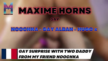 Quand noochka2 m’a bandé les yeux je ne savais pas que j'allais devenir le jouet de deux daddy insatiables pla