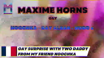 Quand noochka2 m’a bandé les yeux je ne savais pas que j'allais devenir le jouet de deux daddy insatiables pla