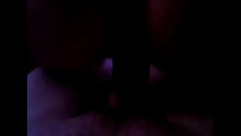 Lisa montando millhouse