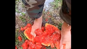 I challenge you to the watermelon challenge don't be scared #watermelonchallenge #gijoey
