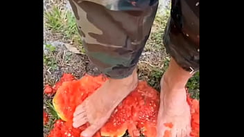 I challenge you to the watermelon challenge don't be scared #watermelonchallenge #gijoey