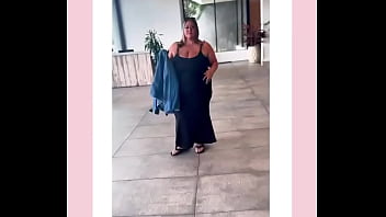 We’re in the city of angels #biggirls #sheincurve #fashionnovacurve #plussizemodel #losangeles #fmty #highend #goals