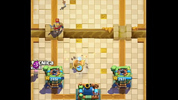 Negão fudendo gordona até pedir pra tirar pq saiu coco