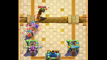 Negão fudendo gordona até pedir pra tirar pq saiu coco