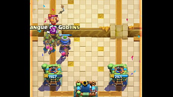 Negão fudendo gordona até pedir pra tirar pq saiu coco