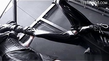 Cute girl pussy eating