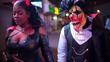 Gibby the clown & jayla page fuck hard on halloween after he turned her out