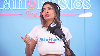 Letizia fulkers' huge oiled breasts bounce as she cums on the machine