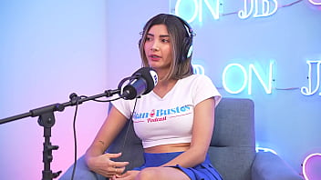 Letizia fulkers' huge oiled breasts bounce as she cums on the machine