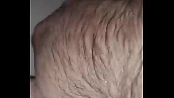 Questa troia si fa toccare dal'amante