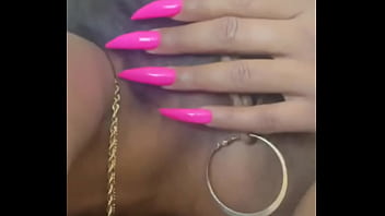 Wanna facetime ️⬇️