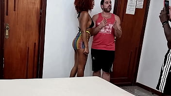 Bastidores da gravação com a novinha nayrob perdendo a virgindade do cuzinho pro jr doidera