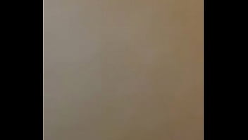 Exibindo minha buceta e bundona de calcinha