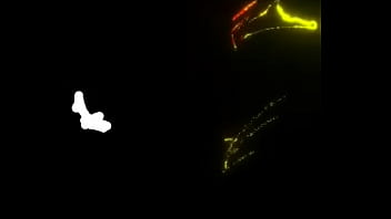 Una mujer que te quiere llevar ala cama pon la hora y caigo