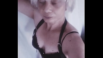 Tu me rejoint pour un calin