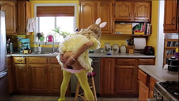 Anal Sissy Bunny Delivers Eggs thumbnail