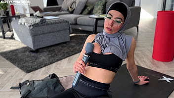 Aaliyah yasin gets horny after her gym workout