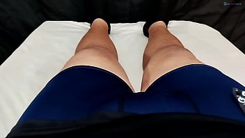 Ela ficou com a bucetinha molhadinha que me deixou cheio de tesão e fui gozar