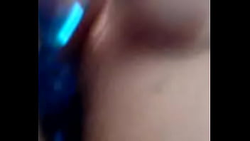 Esposa gostosa com marquinhas trepando gostoso