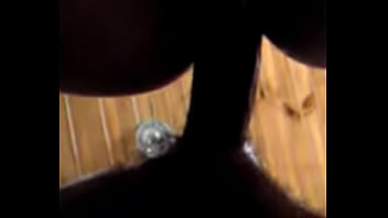 Esposa gostosa com marquinhas trepando gostoso