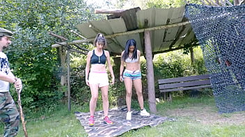 C'est dure le camp militaire le sergent dit que je suis nulle en pompe