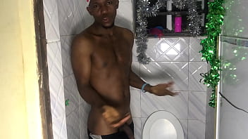 Sex starved santa had no girlfriend to fuck on christmas day