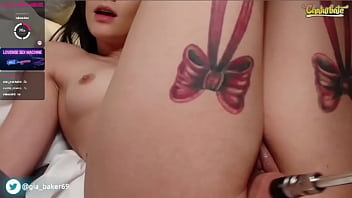 Teen latina con sexmachine orgasmo seguro