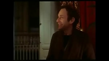 Amparo Muñoz En Una De Sus Escenas Sin Ropa thumbnail