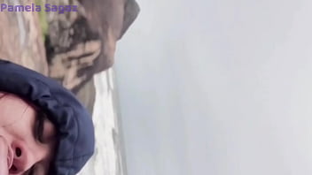 Fodendo com novinho na praia safado cheio de tesão ja colocou eu pra mamar aquela rola gostosa