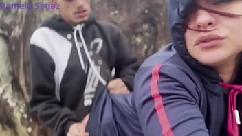 Fodendo com novinho na praia safado cheio de tesão ja colocou eu pra mamar aquela rola gostosa