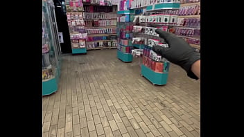 Te enseño los juguetes de cristal para que los uses con tu pareja