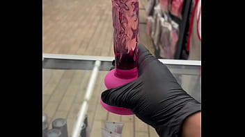 Te enseño los juguetes de cristal para que los uses con tu pareja