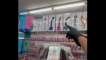 Te enseño los juguetes de cristal para que los uses con tu pareja