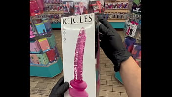 Te enseño los juguetes de cristal para que los uses con tu pareja