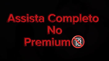 Não sei se foi leitinho nos pés ou na bucetinha da kaya