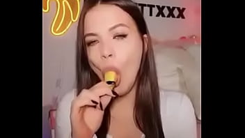 That’s The Guy To Suck Banana In Tikizia thumbnail