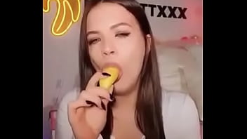That’s The Guy To Suck Banana In Tikizia thumbnail
